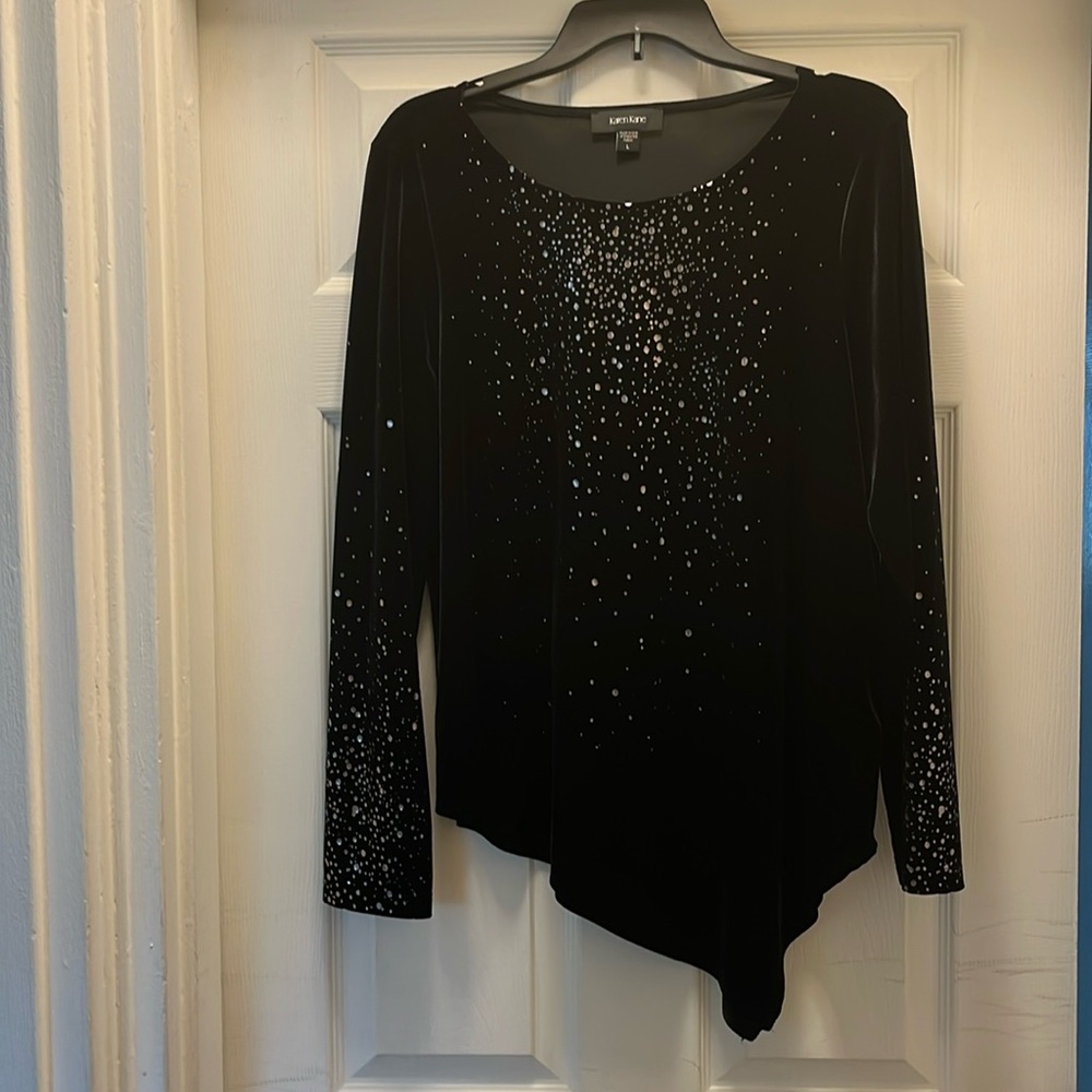 Karen Kane Black Velvet top with sequins.  Size Large.
